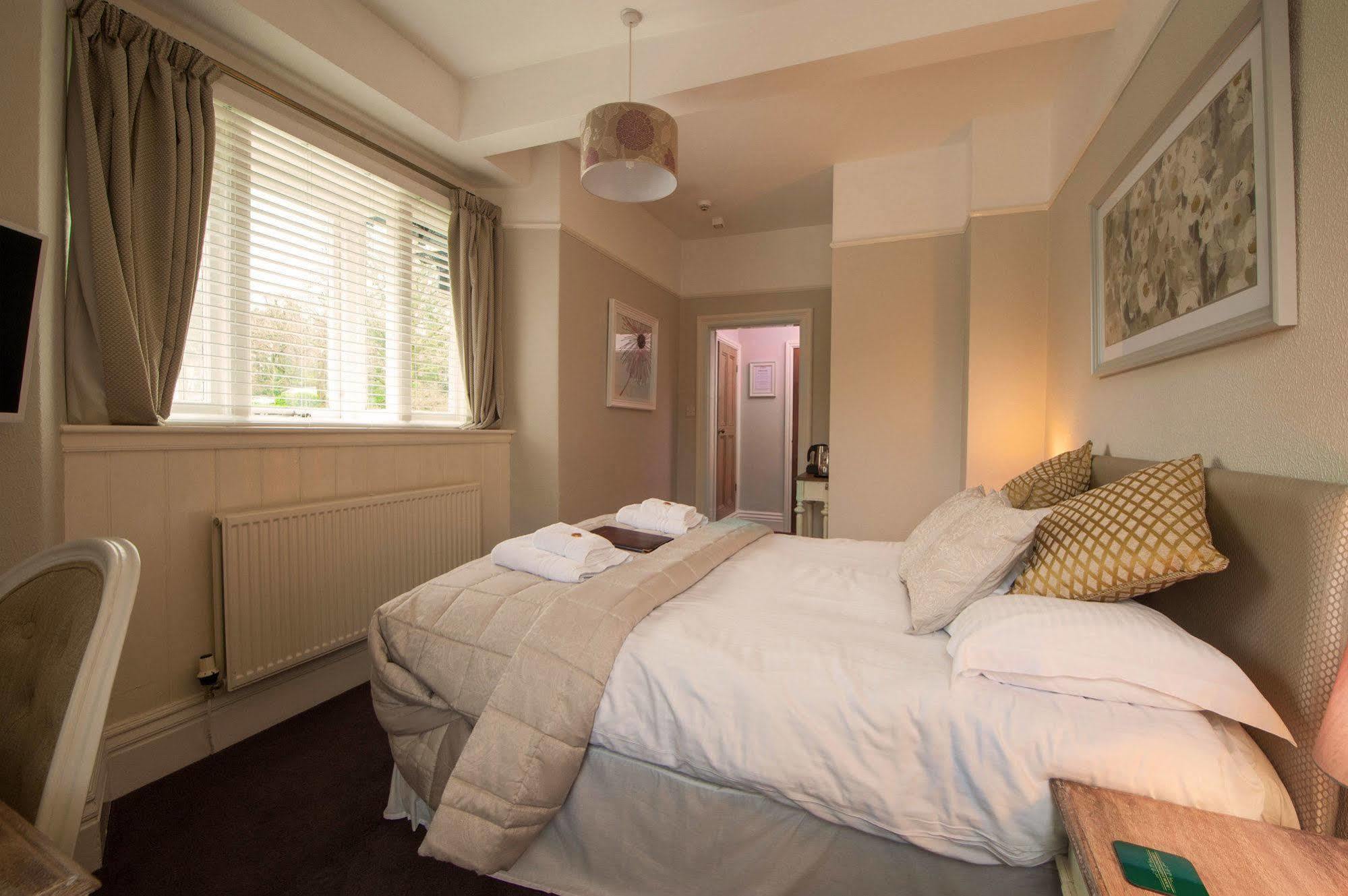 Chestnuts Guest House (Adults Only) Windermere Dış mekan fotoğraf