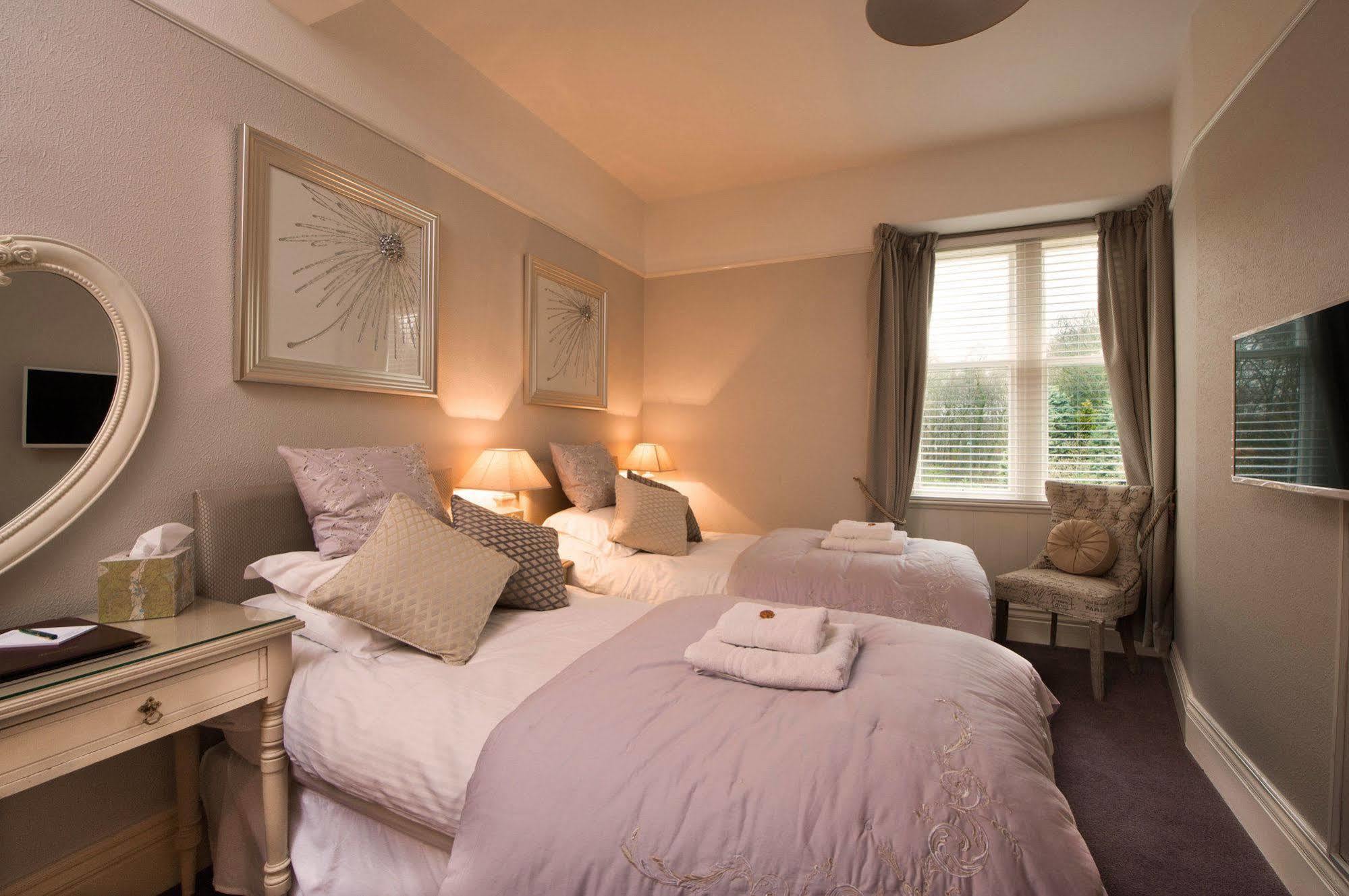 Chestnuts Guest House (Adults Only) Windermere Dış mekan fotoğraf